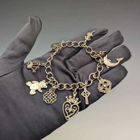 1970s British Vintage Sterling Silver Charm Bracelet 26g
