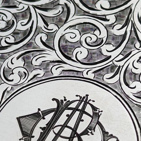 1895年 英国アンティーク 純銀製 両開き型カードケース 91g William Neale