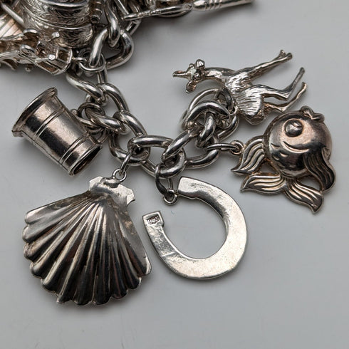 英国ヴィンテージ 純銀製 チャームブレスレット 92g