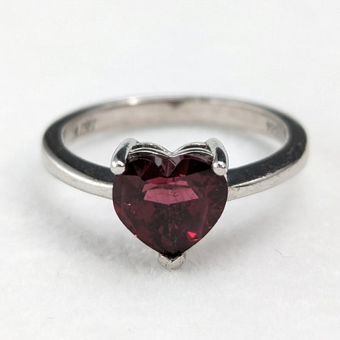 British Vintage Jewelry Heart-shaped Ruby Color Glass Sterling Silver Ring (No. 14) Ring