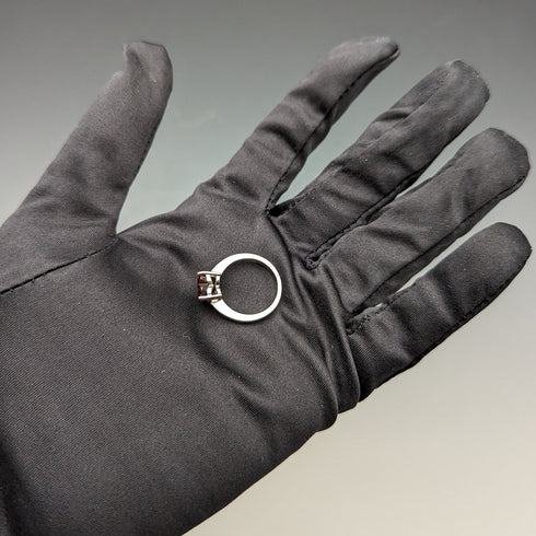 British Vintage Jewelry Heart-shaped Ruby Color Glass Sterling Silver Ring (No. 9) Ring