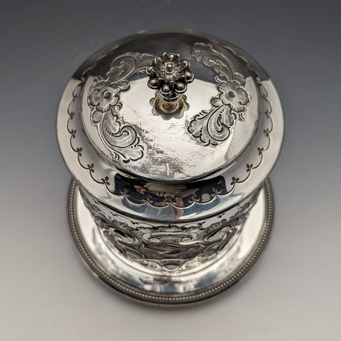 Circa 1895 British Antique Silver Plated Biscuit Barrel James Deakin & Sons