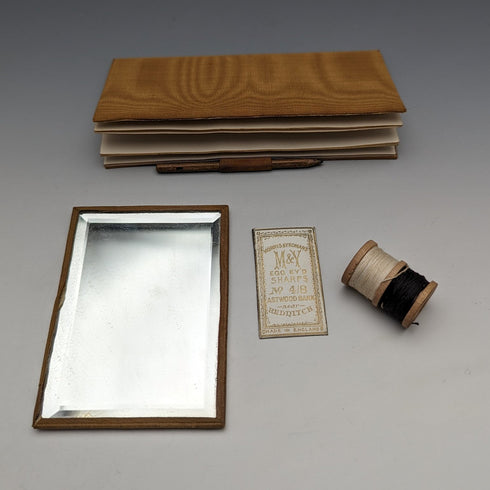 英國復古棕色皮革縫紉包