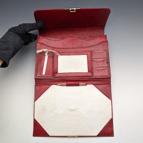 英國復古紅色皮革文件袋附鑰匙(備忘錄和信袋)