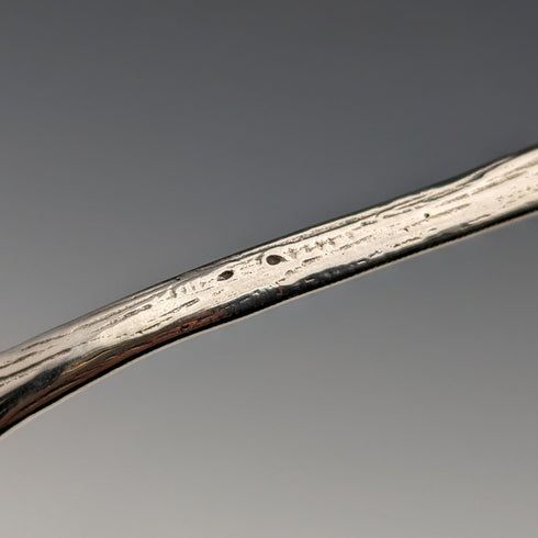 古董 800 銀糕點盤,附玫瑰雕塑