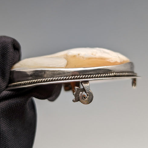 ヴィンテージ 800シルバー&シェルカメオ ブローチ