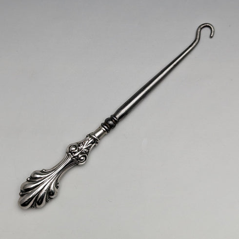 1913 British Antique Sterling Silver Handle Button Hook Crisford & Norris