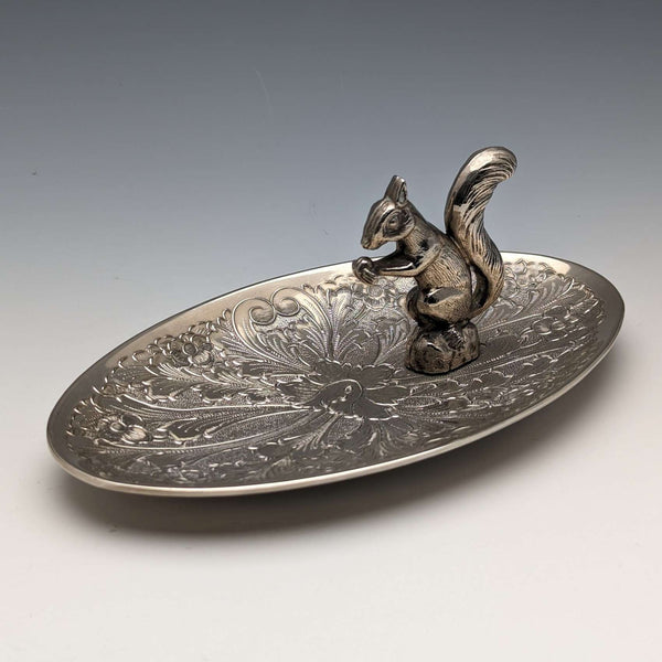 英国ヴィンテージ シルバープレート製 リス装飾 オーバルディッシュ Seba