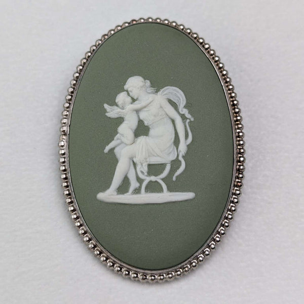 1952 British Vintage Wedgwood Sterling Silver & Green Jasperware Oval Brooch