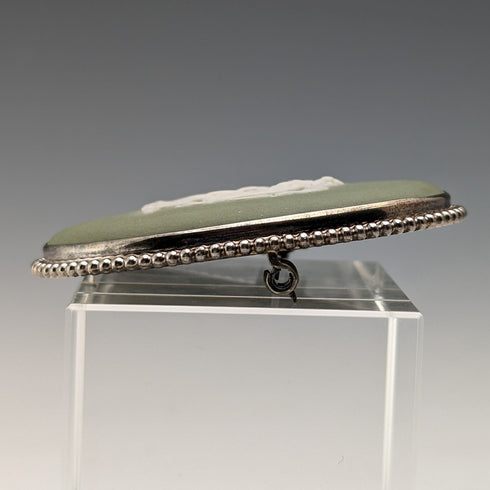 1952 年英國復古韋奇伍德純銀和綠色碧玉橢圓形胸針