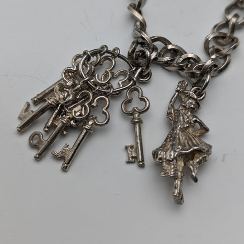 1973年 英国ヴィンテージ 純銀製 チャームブレスレット 32g