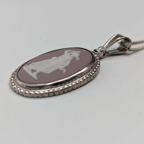 British Vintage Wedgwood Sterling Silver & Lilac Jasper Pendant Necklace