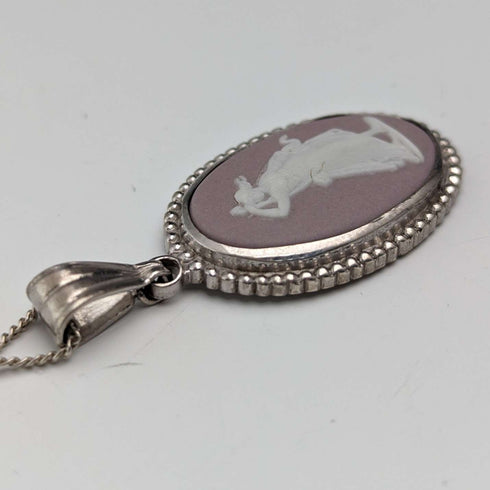 British Vintage Wedgwood Sterling Silver & Lilac Jasper Pendant Necklace