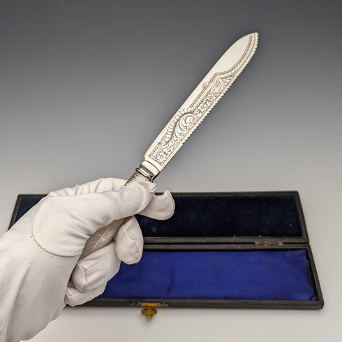 1925 British Antique White Pearl Handle Bread Knife Boxed John Batt