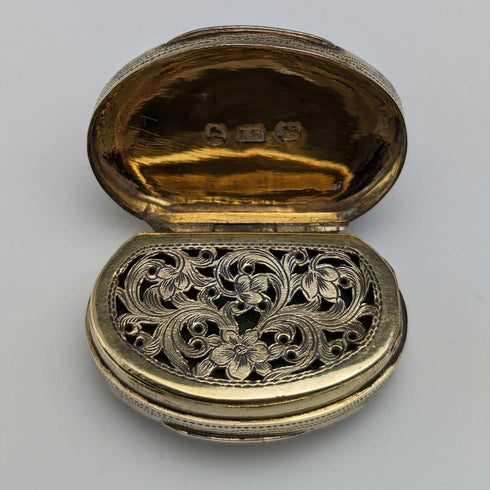 1819 British Antique Sterling Silver Vinaigrette with Sponge John Shaw