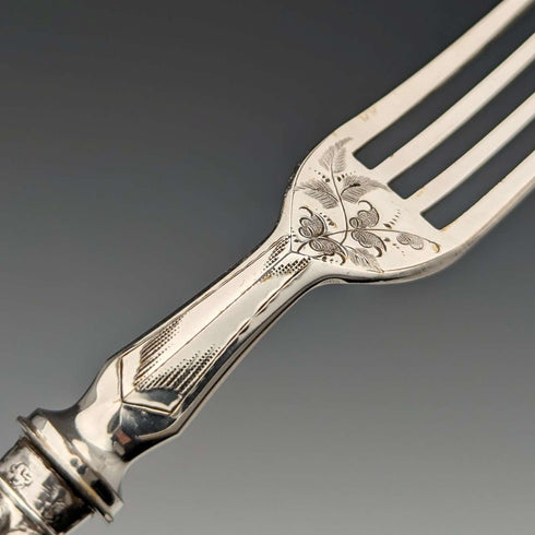 約 1860 年英國古董純銀手柄甜點餐具一對