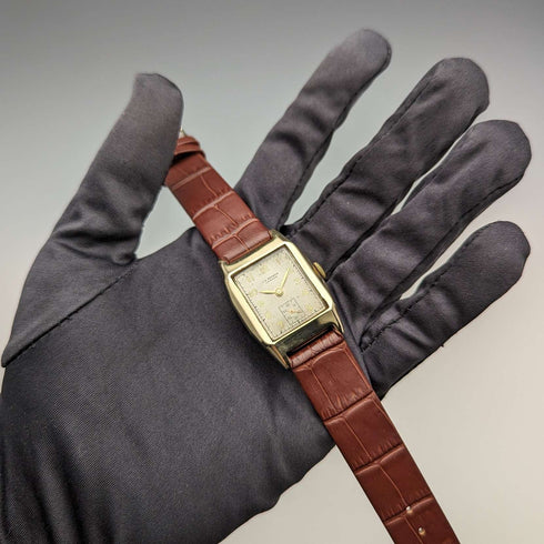 1949 年英國復古 Benson K9 純金直角 Dennison 錶殼機械手錶運作良好