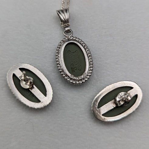 British Vintage Wedgwood Sterling Silver & Green Jasper Pendant and Earrings Set