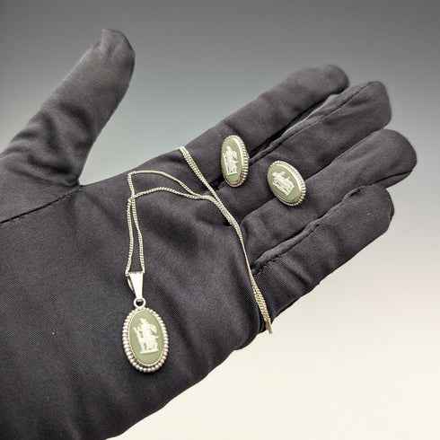 British Vintage Wedgwood Sterling Silver & Green Jasper Pendant and Earrings Set