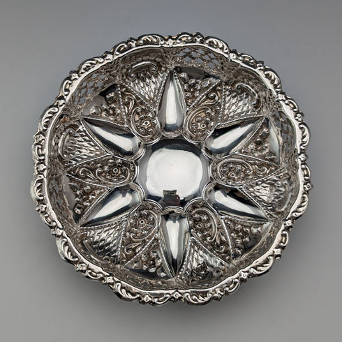 1902 年英國古董純銀花盤 43 克 Walker 與 Hall