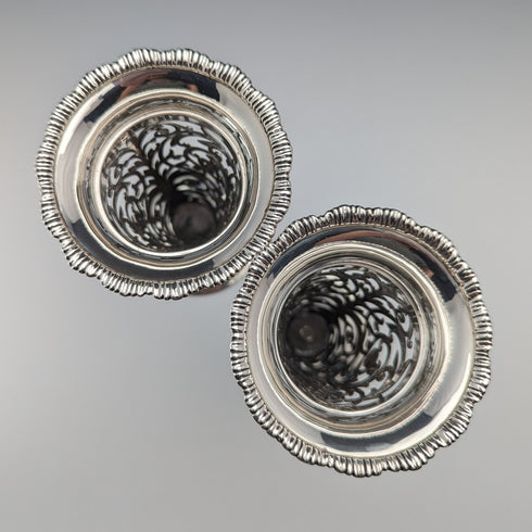 Circa 1901 British antique sterling silver vase pair with earring decoration, total weight 312g, Josiah Williams