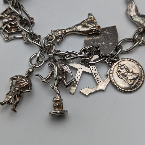 英国ヴィンテージ 純銀製 チャームブレスレット 47g WJS