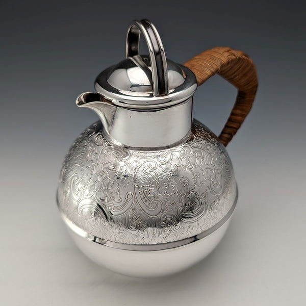 【お取り置き中】英国ヴィンテージ シルバープレート製 1.5パイントジャージージャグ