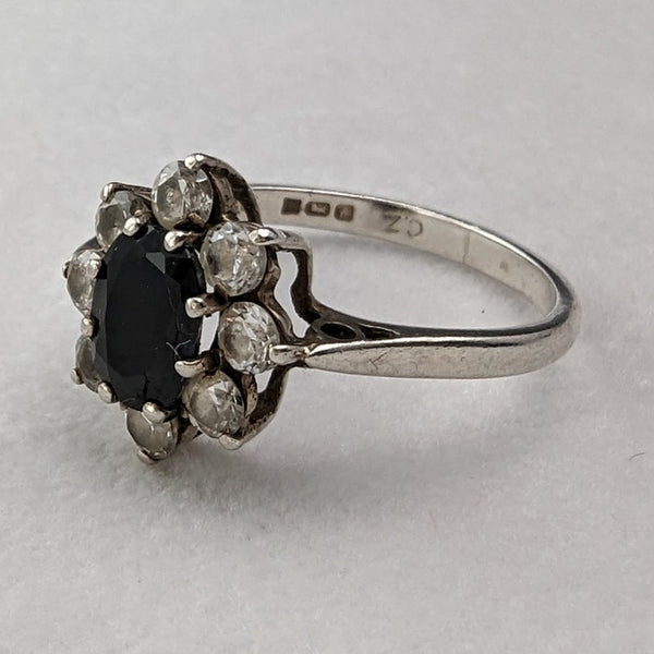 1985 British vintage jewelry blue and white zirconia sterling silver ring