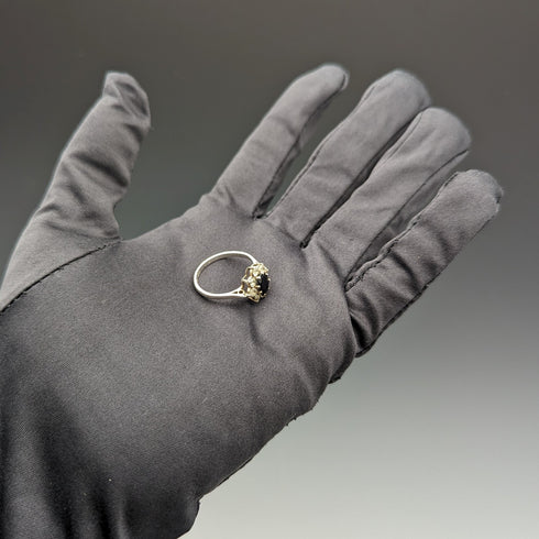 1985 British vintage jewelry blue and white zirconia sterling silver ring