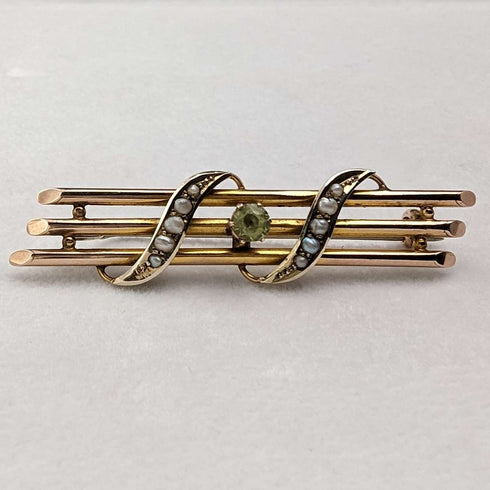 Antique 9ct gold brooch with green stones and pearls