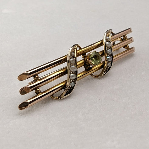 Antique 9ct gold brooch with green stones and pearls