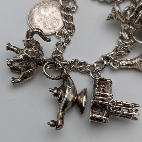 1970年代 英国ヴィンテージ 純銀製 チャームブレスレット 60g