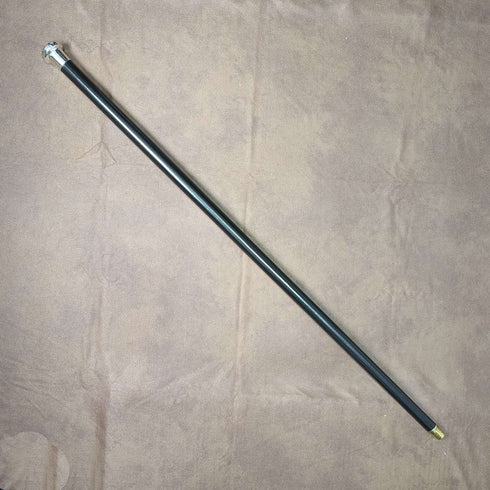 Circa 1925 British vintage gentleman's walking stick, made of sterling silver, round handle, black shaft, 86cm