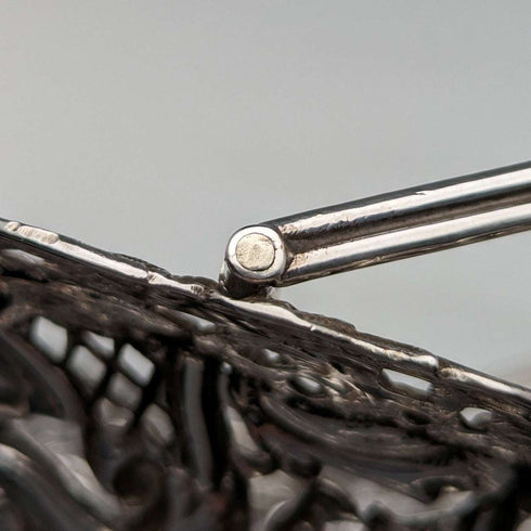 1892 British antique sterling silver basket decorated with pierced earrings, movable handle, 272g, large, Spiers
