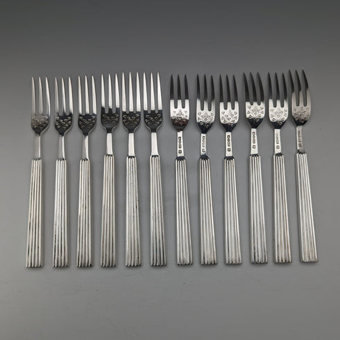 1880年 英国アンティーク シルバープレート製 デザートカトラリー 12ペアセット Martin&Hall 木箱入り