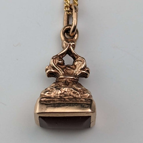 Early 20th Century British Antique 9ct Gold & Red Stone Fob Necklace
