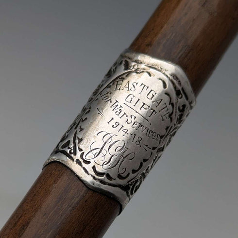 1918 British antique gentleman's walking stick, 91cm, embossed pure silver decoration, curved handle