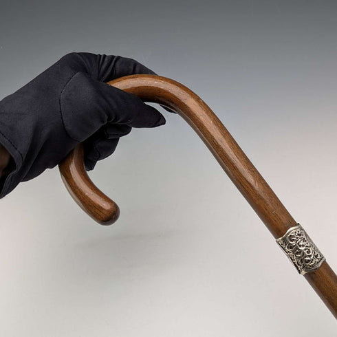 1918 British antique gentleman's walking stick, 91cm, embossed pure silver decoration, curved handle