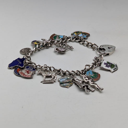 1970s British vintage sterling silver charm bracelet 30g