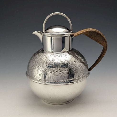 Vintage British silver plate 1.5 pint jersey jug