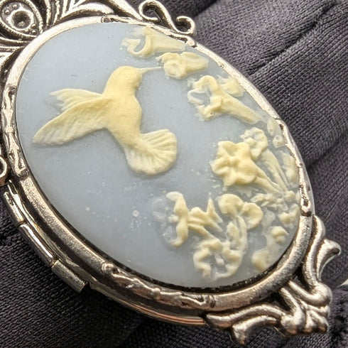 ヴィンテージ ハミングバード カメオ ロケットペンダント ネックレス