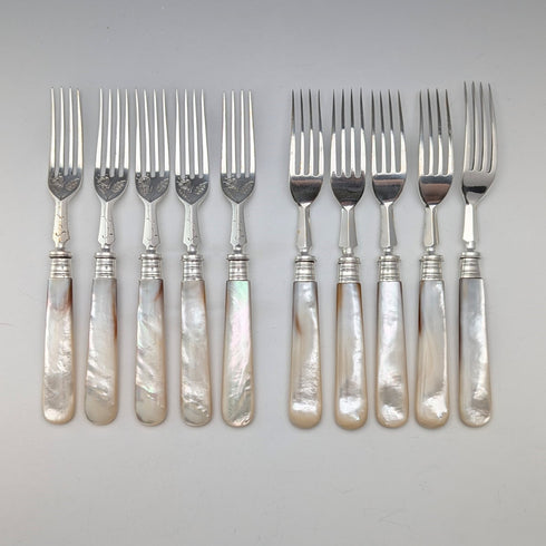 1890年頃 英国アンティーク 白蝶貝ハンドル デザートカトラリー10ペアセット 木箱入り