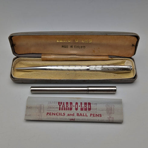1965 年英國 Yard O' 紅色純銀自動鉛筆帶筆芯和筆盒