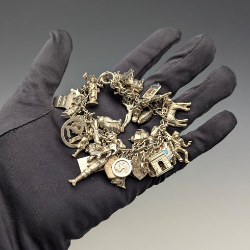 1970年代 英国ヴィンテージ 純銀製 チャームブレスレット 95g