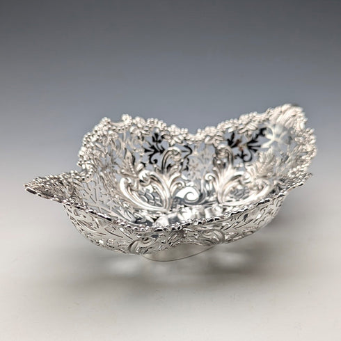 1901 British antique sterling silver dish 127g James Dixon &Sons