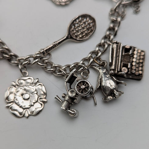 1957 英國復古純銀吊飾手鍊 47 克 WJS