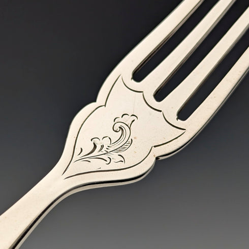 1904年 英国アンティーク 白蝶貝ハンドル 純銀ブレード デザートカトラリー2ペア William Hutton