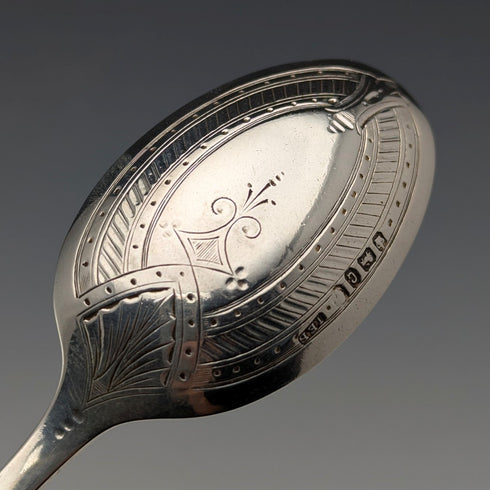 約 1870 年英國古董純銀清潔餐具套裝,裝在 Case Walker&Hall 中