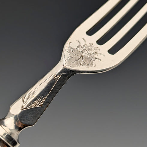 1890年頃 英国アンティーク 白蝶貝ハンドル デザートカトラリー6ペア Mappin&Webb トレー入