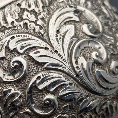 1892 年英國古董純銀浮雕裝飾碗 113 克 Hayes Brothers